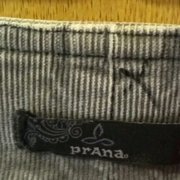 PrAna Women's Size 0 Grey Corduroy Full Button Skirt Pockets Casual Comfy Summer - Picture 4 of 6